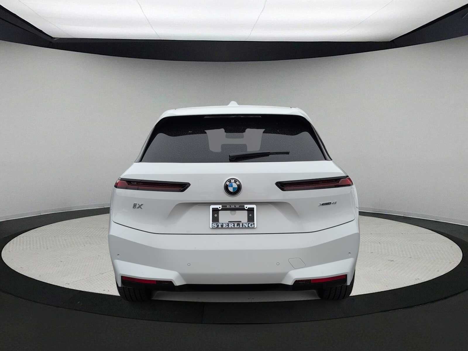 2026 BMW iX xDrive45