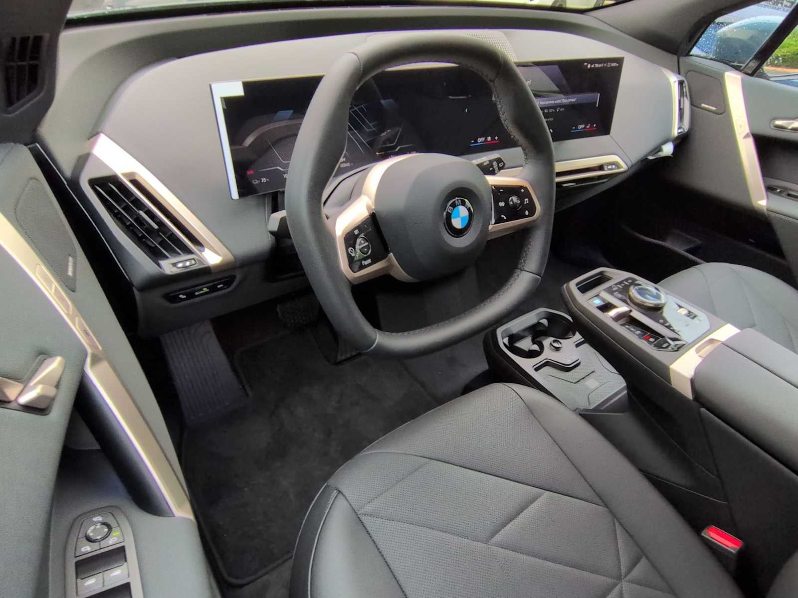 2026 BMW iX xDrive45