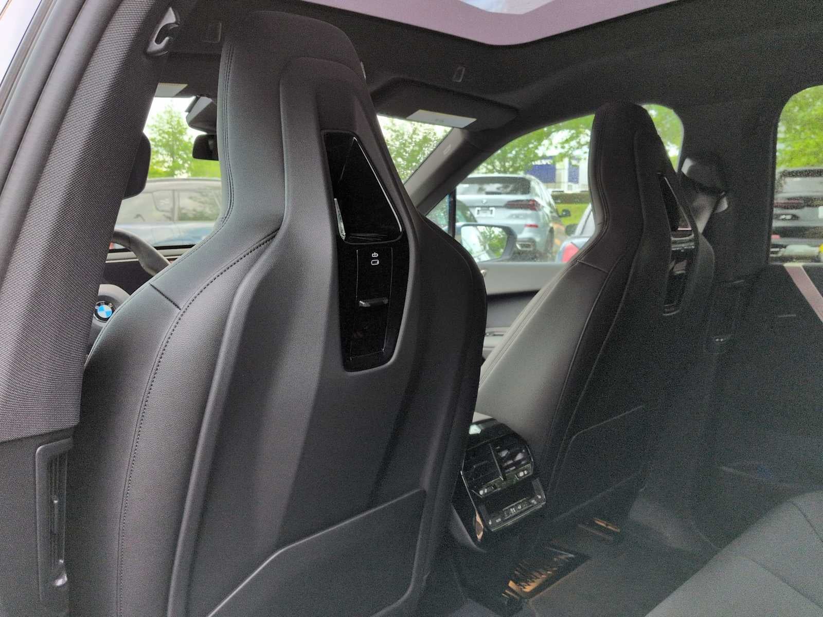 2026 BMW iX xDrive45