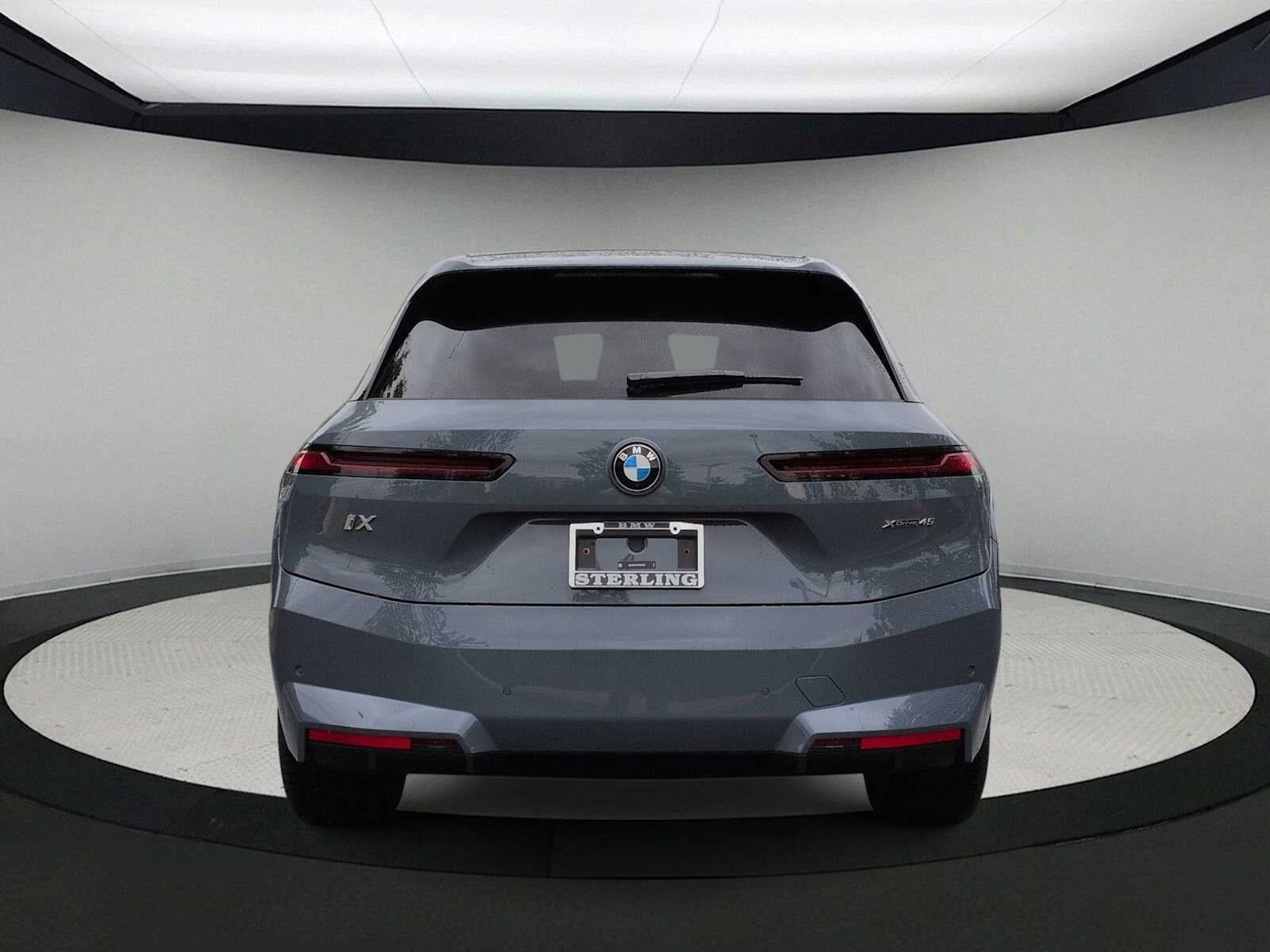 2026 BMW iX xDrive45