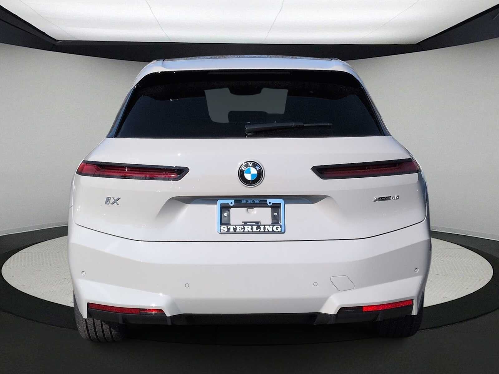 2026 BMW iX xDrive45