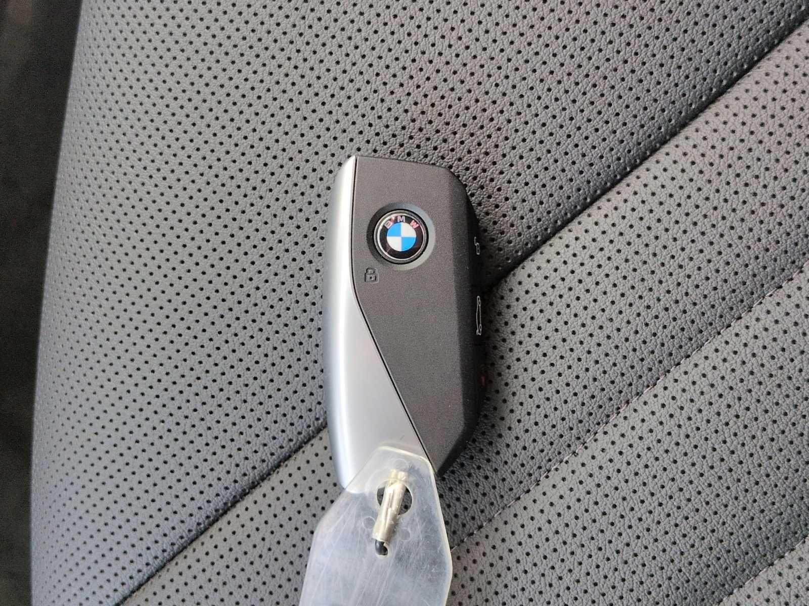 2026 BMW iX xDrive45