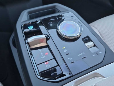 2026 BMW iX xDrive45