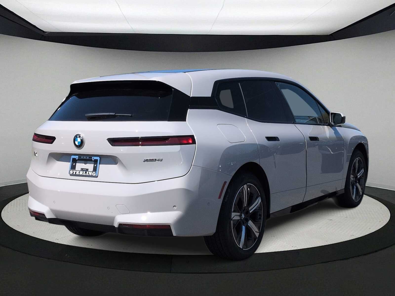 2026 BMW iX xDrive45