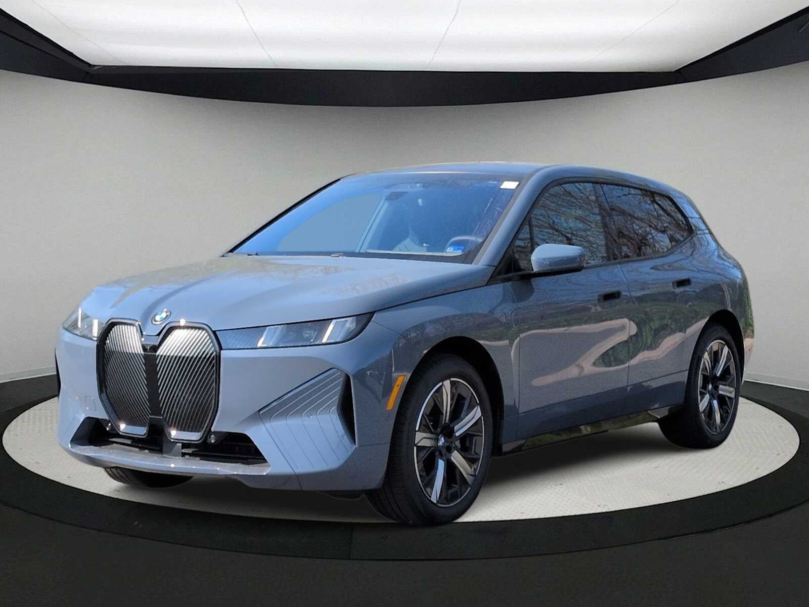 2026 BMW iX xDrive45