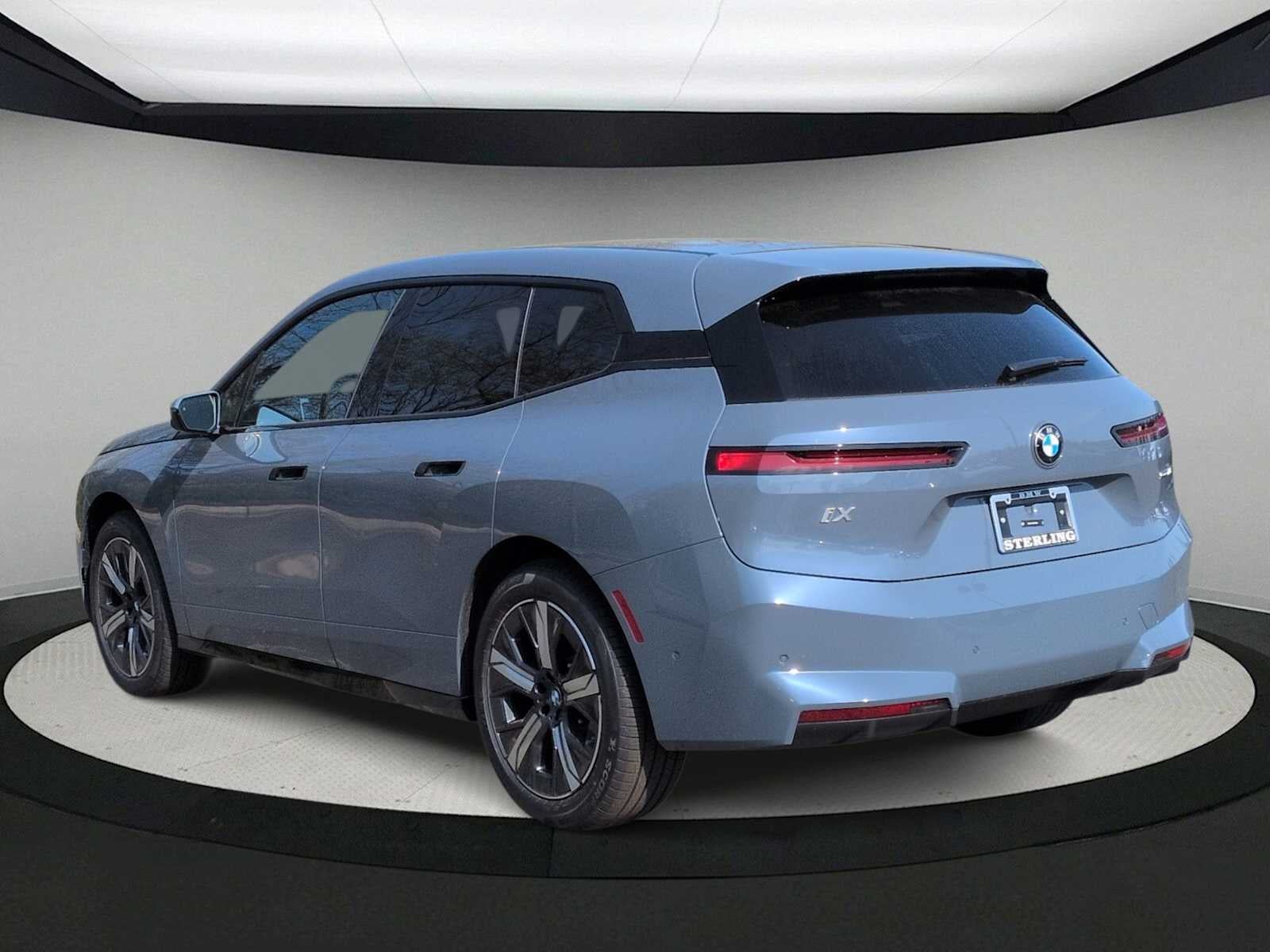 2026 BMW iX xDrive45