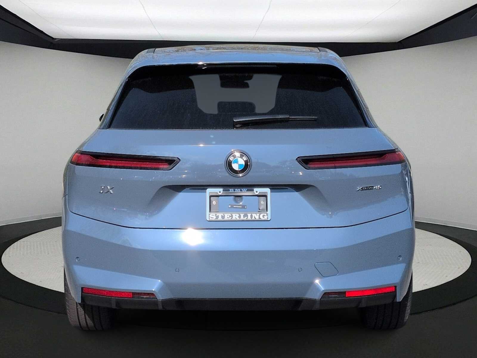 2026 BMW iX xDrive45