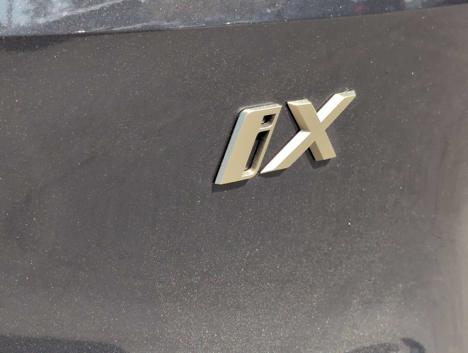 2026 BMW iX xDrive45