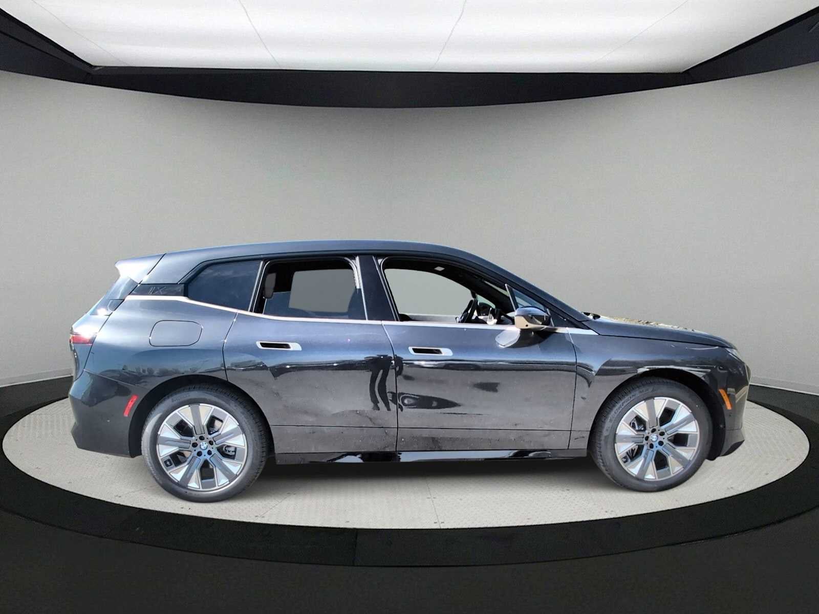 2026 BMW iX xDrive45