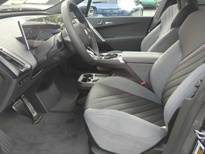 2026 BMW iX xDrive60