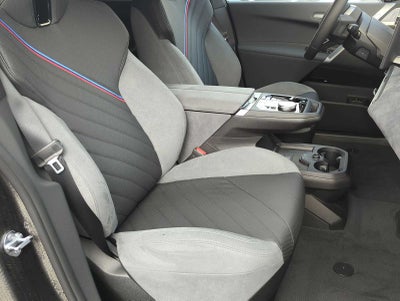 2026 BMW iX xDrive60