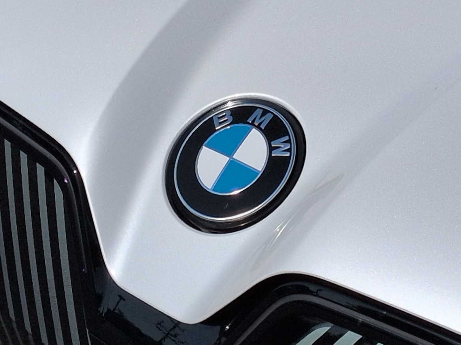 2026 BMW iX xDrive60