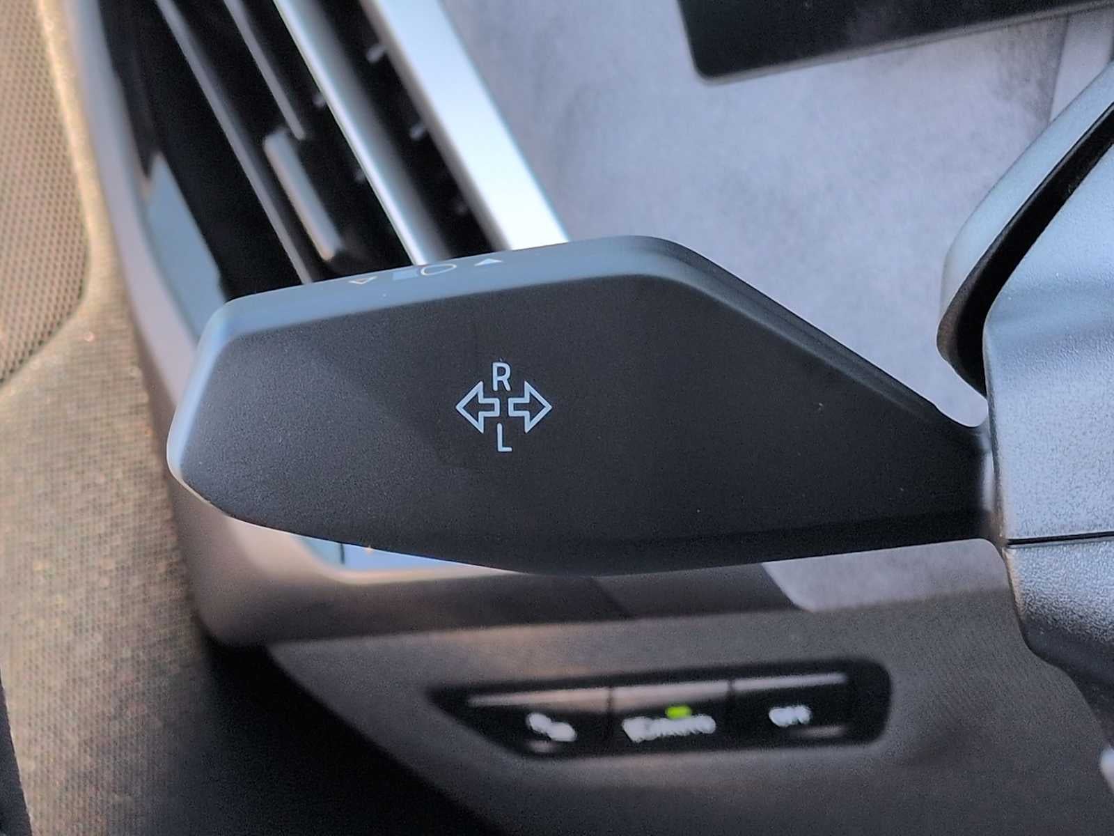 2026 BMW iX xDrive60