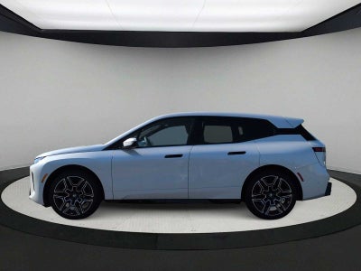 2026 BMW iX xDrive60