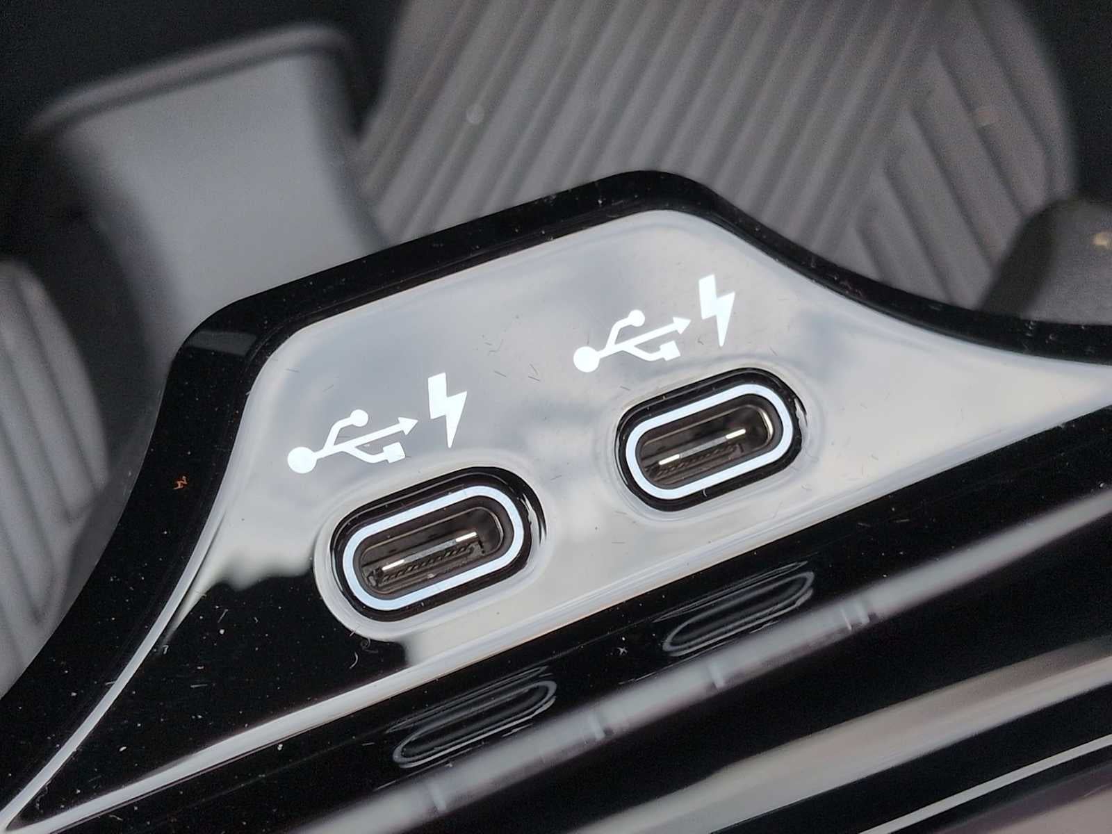 2027 BMW 550e xDrive 550e xDrive