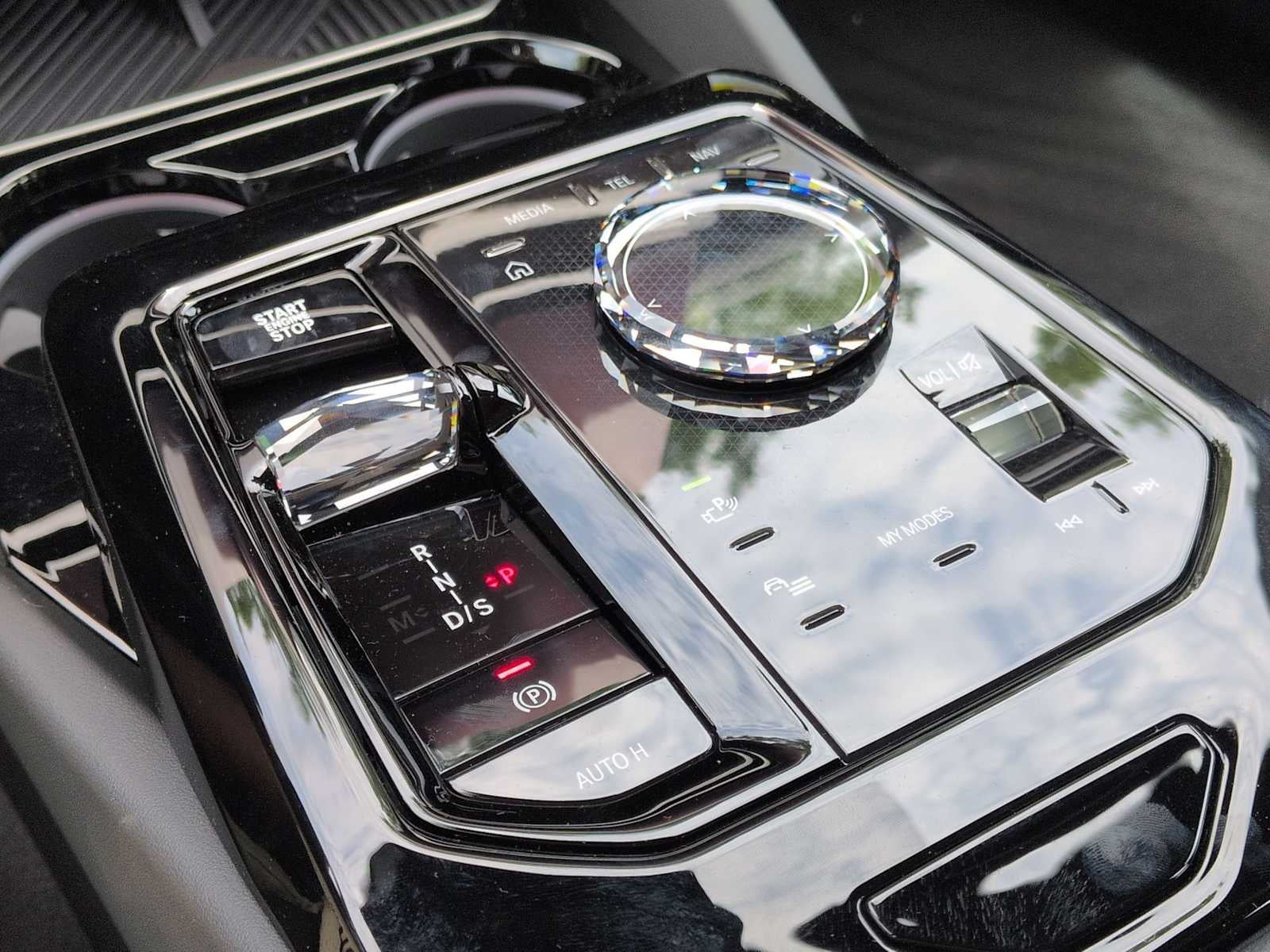 2027 BMW 550e xDrive 550e xDrive