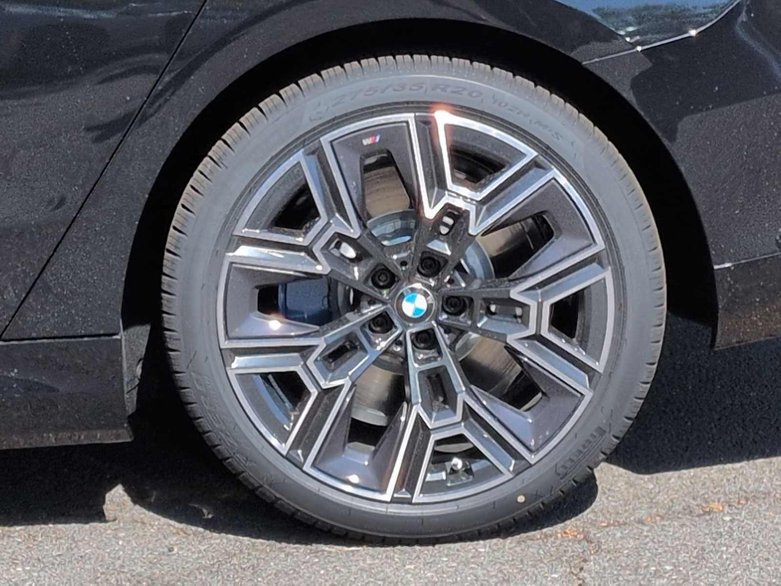 2027 BMW 5 Series 550e xDrive