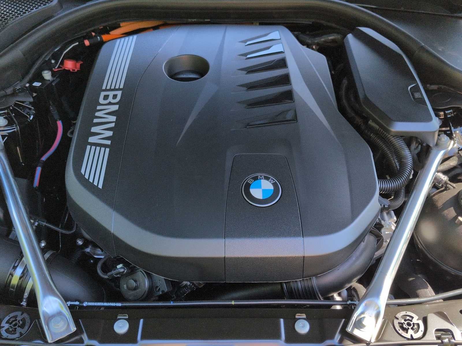 2027 BMW 5 Series 550e xDrive