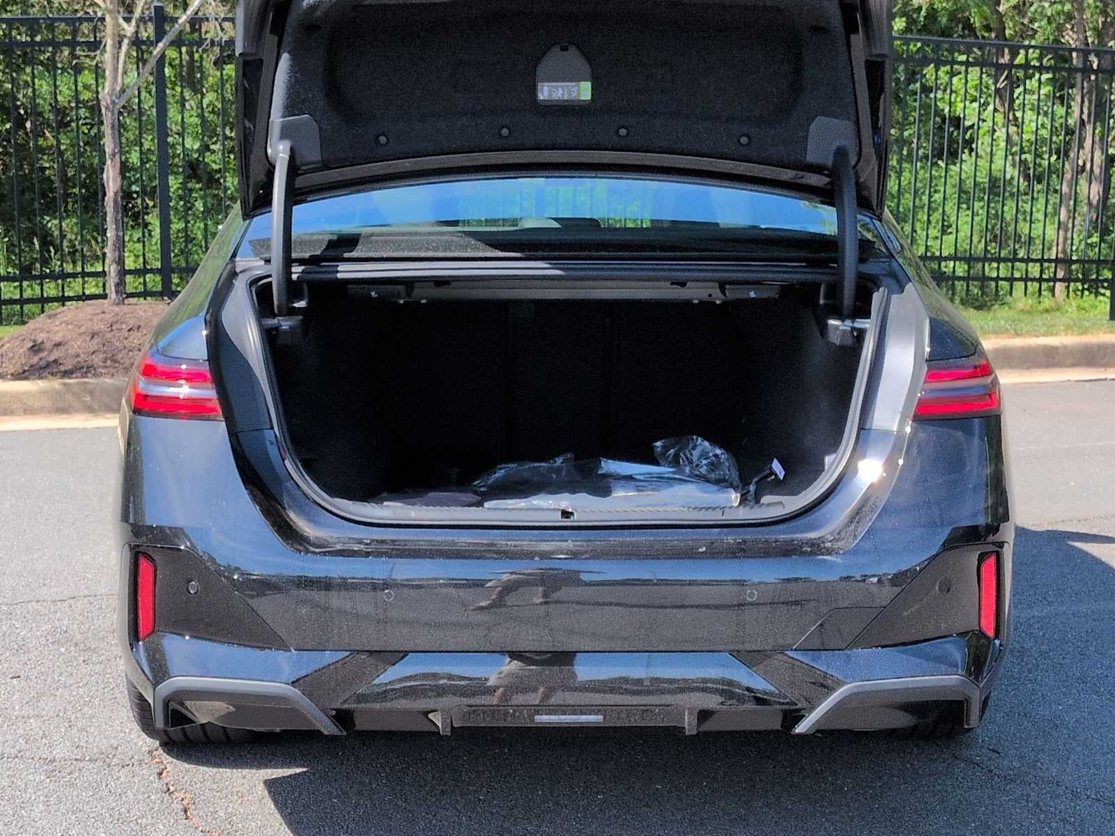 2027 BMW 5 Series 550e xDrive