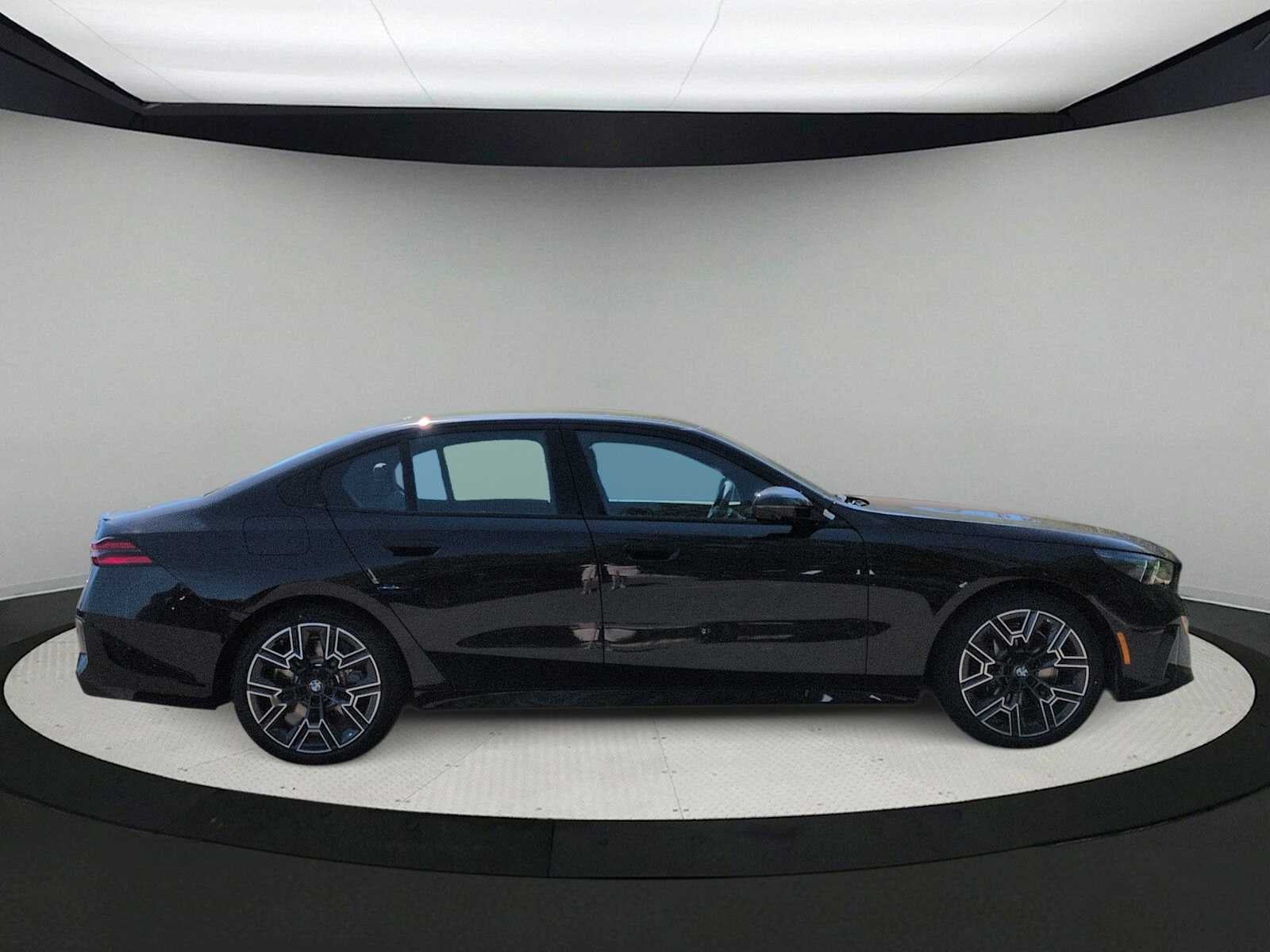 2027 BMW 5 Series 550e xDrive