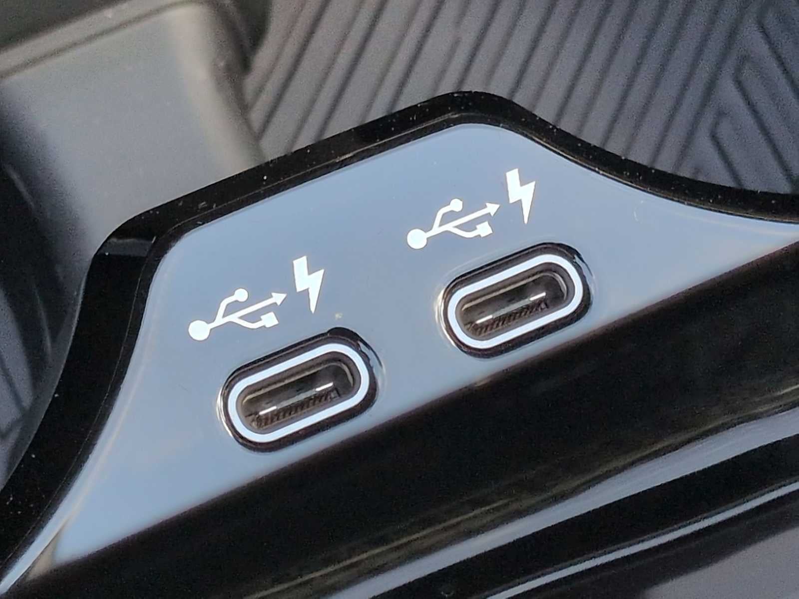 2026 BMW 550e 550e xDrive