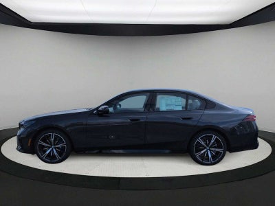 2026 BMW 550e 550e xDrive