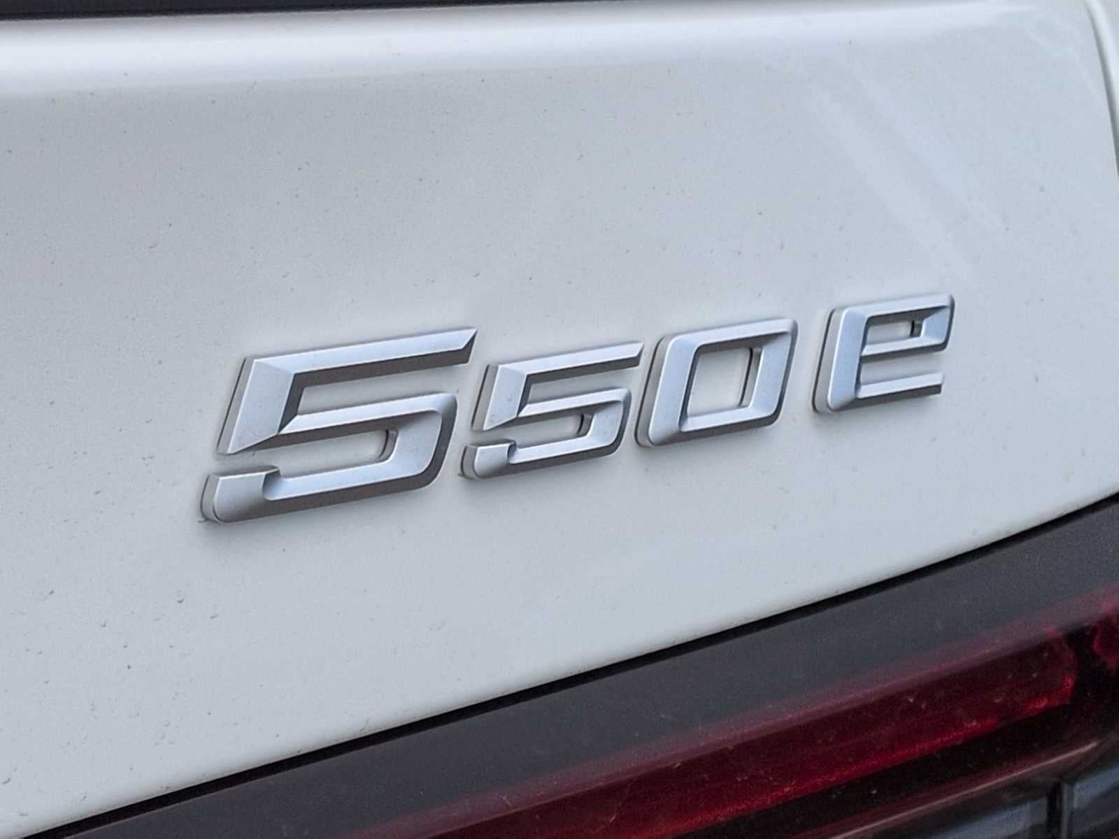 2027 BMW 550e xDrive 550e xDrive