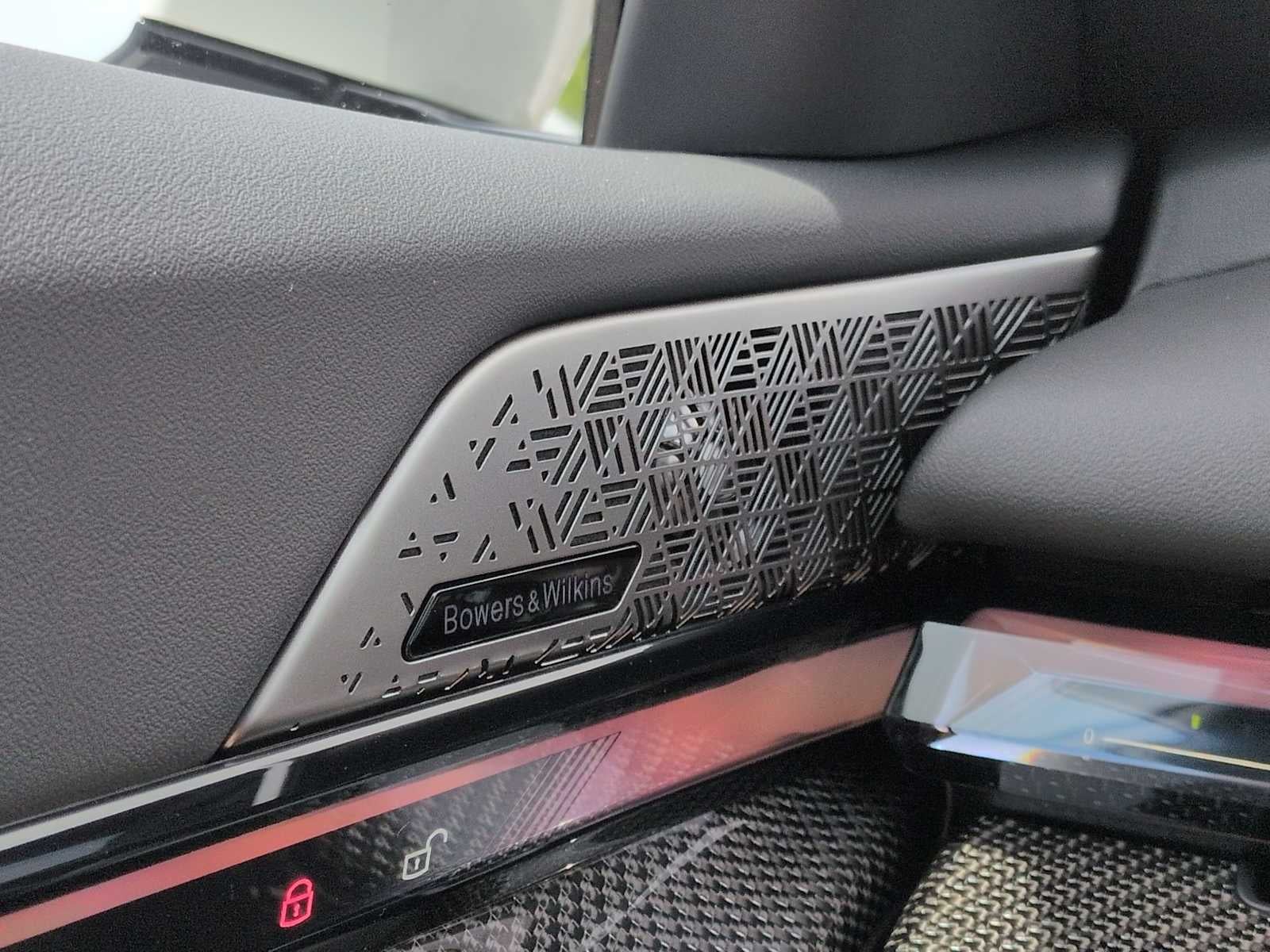2027 BMW 550e xDrive 550e xDrive