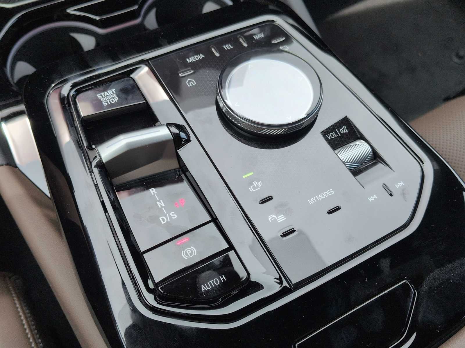 2027 BMW 550e xDrive 550e xDrive