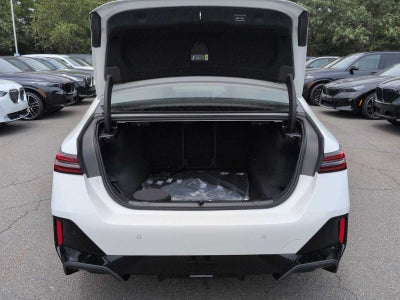2027 BMW 550e xDrive 550e xDrive