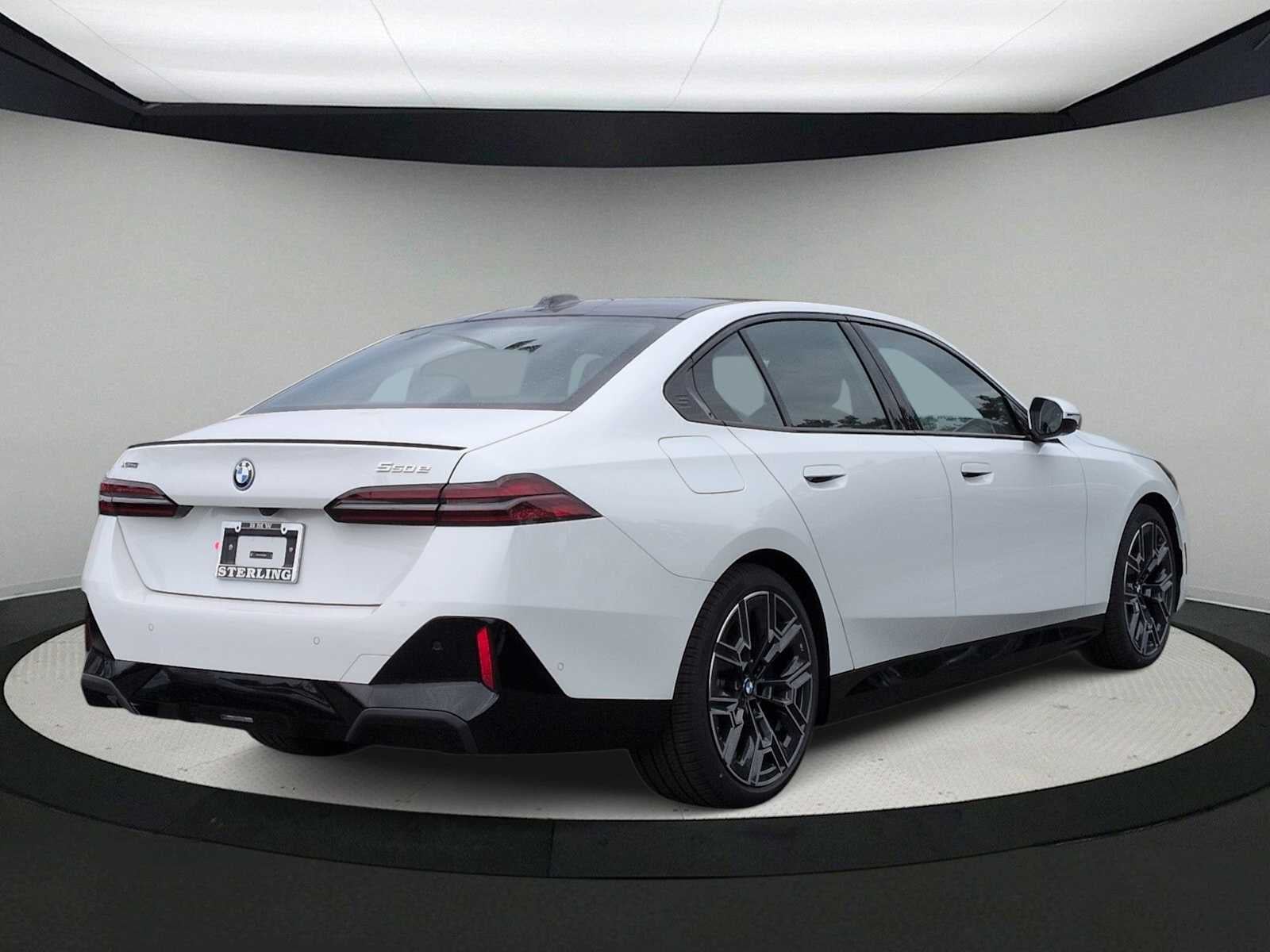 2027 BMW 550e xDrive 550e xDrive