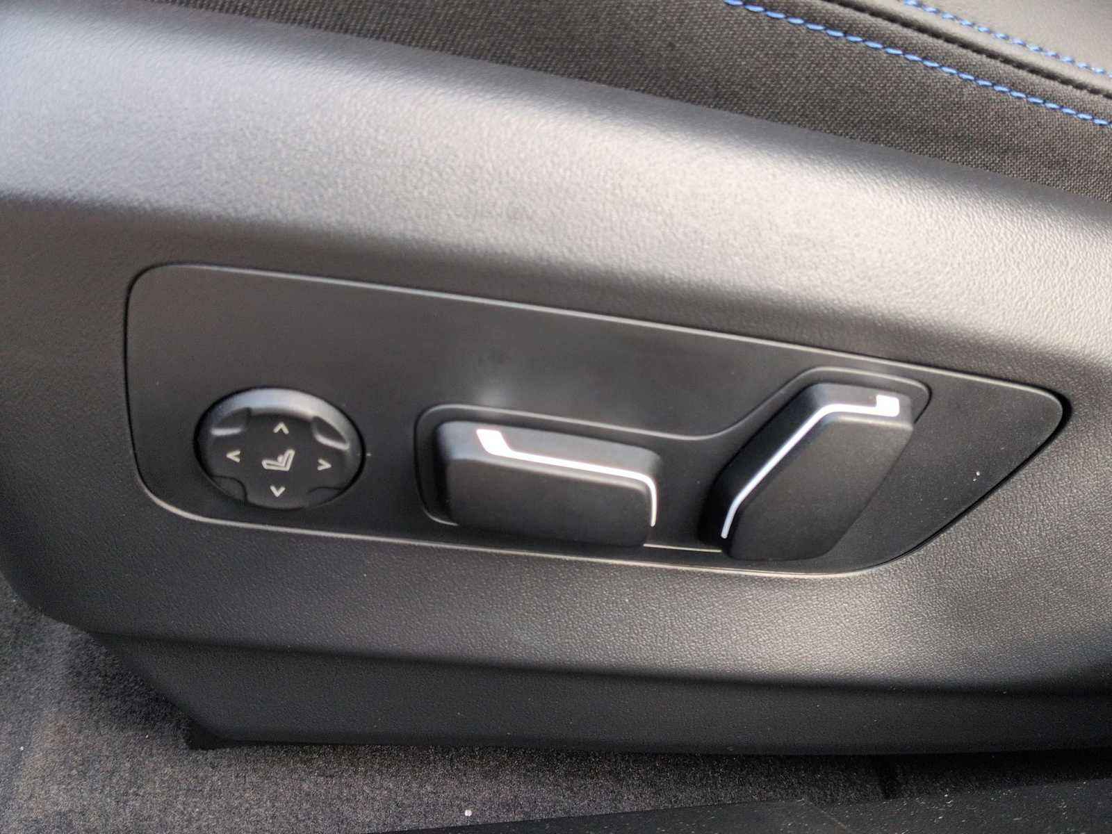 2026 BMW 550e 550e xDrive