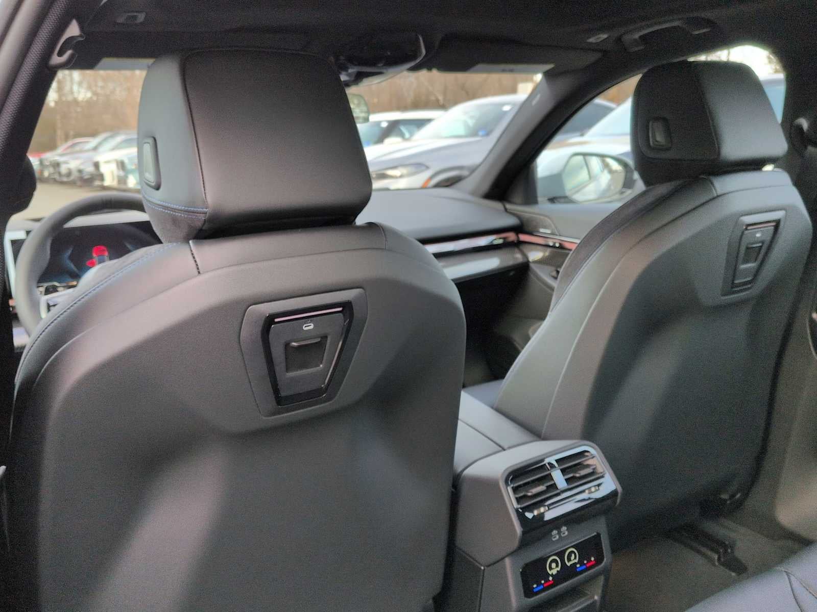 2026 BMW 550e 550e xDrive