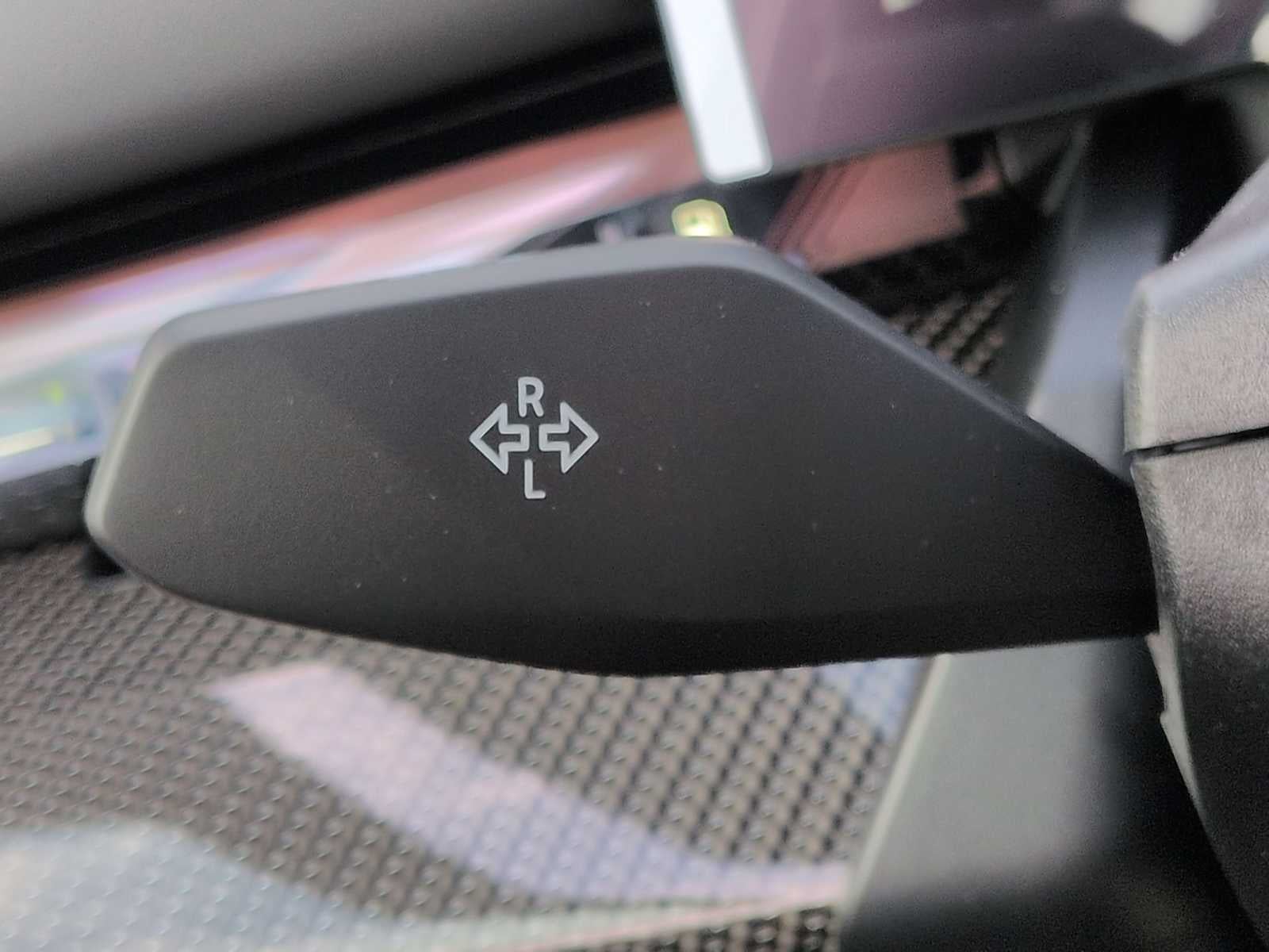 2026 BMW 550e 550e xDrive