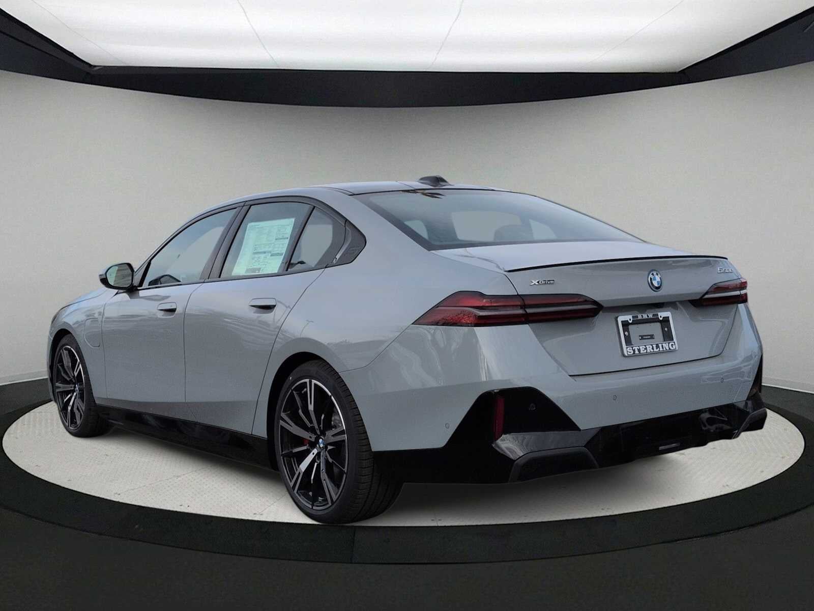 2026 BMW 550e 550e xDrive