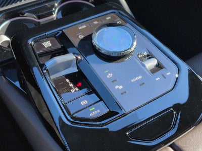 2026 BMW 5 Series 550e xDrive