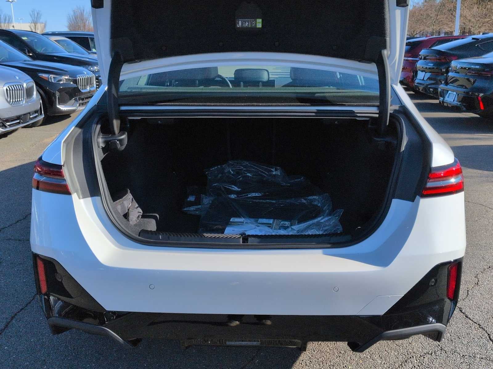 2026 BMW 5 Series 550e xDrive