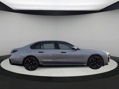 2023 BMW 740i 740i