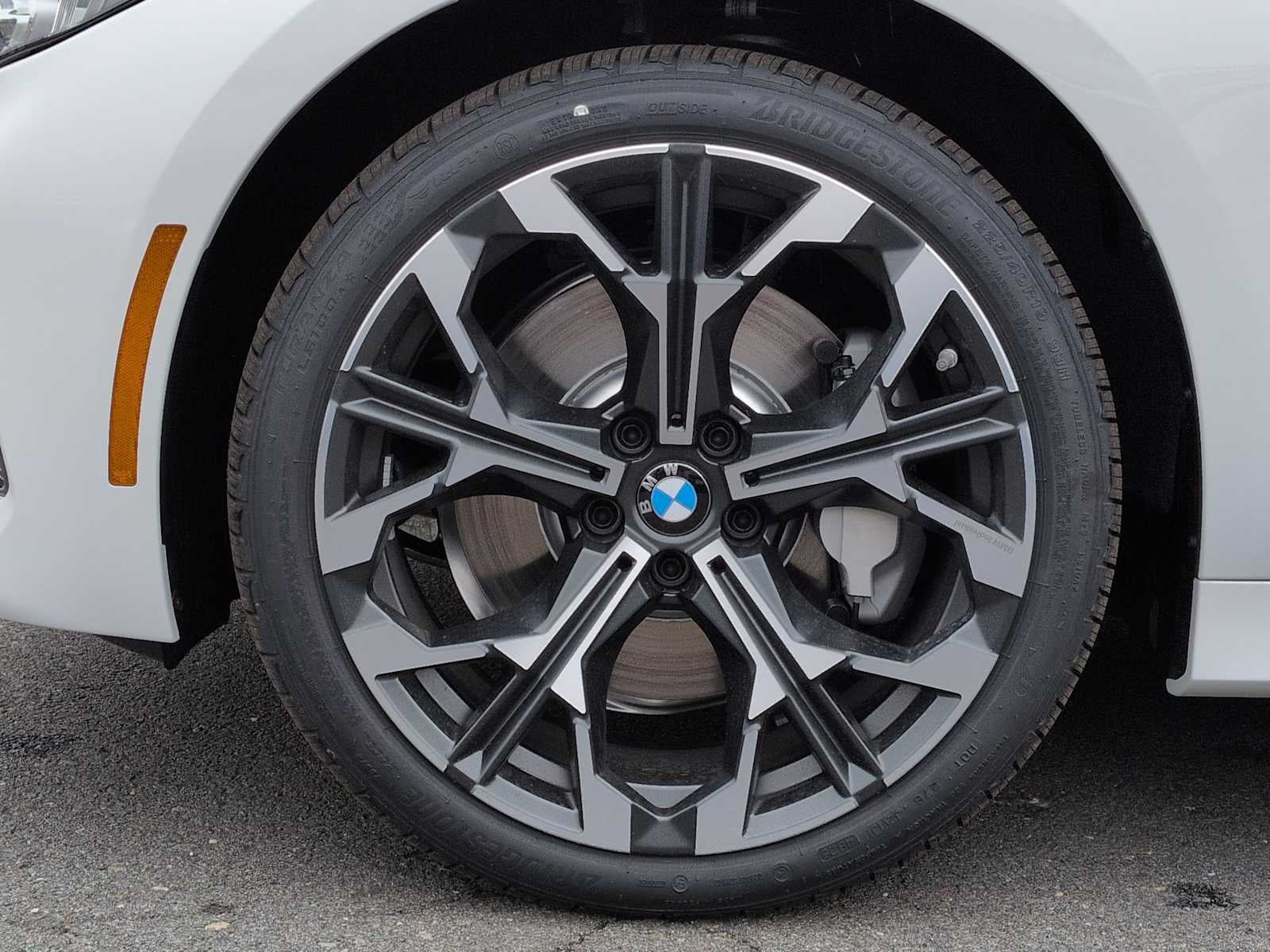 2026 BMW 330i 330i xDrive