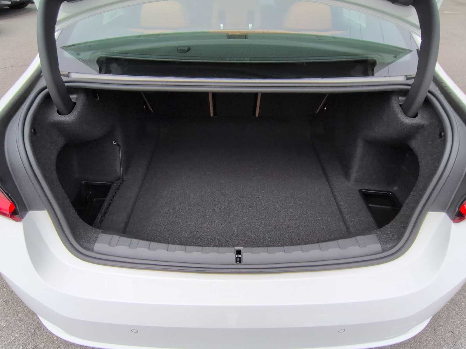 2026 BMW 330i 330i xDrive