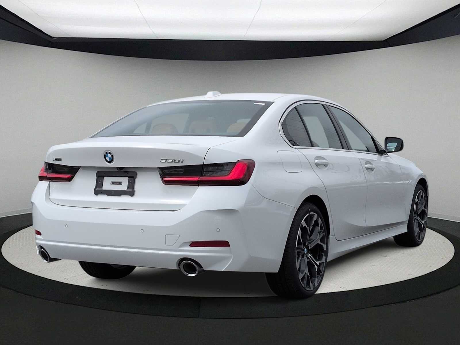 2026 BMW 330i 330i xDrive