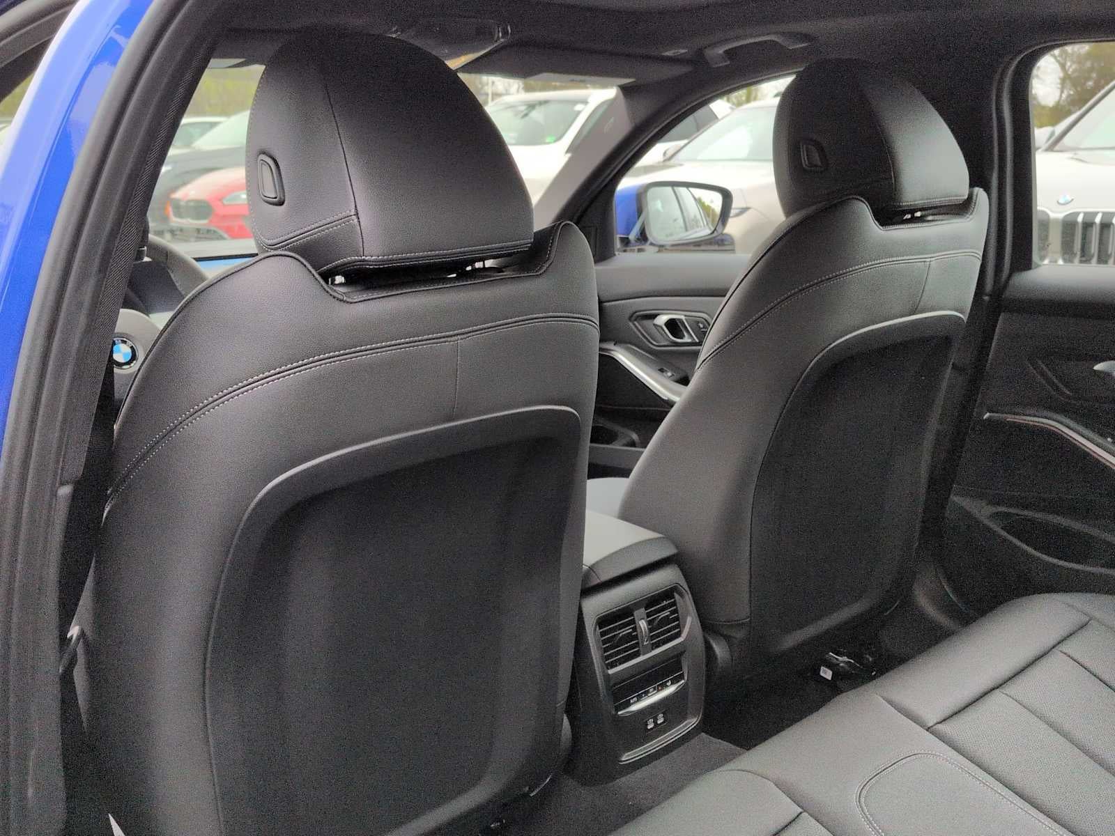 2026 BMW 330i 330i xDrive