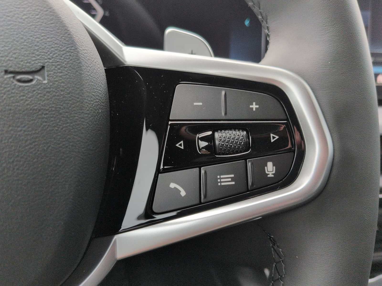 2026 BMW 330i 330i xDrive