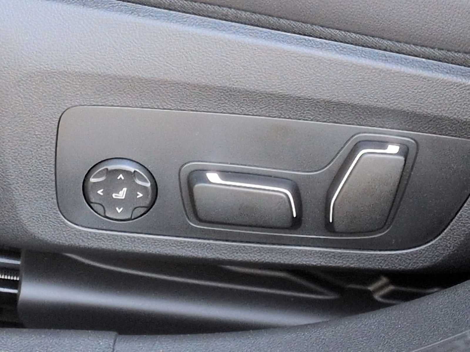 2026 BMW 330i xDrive 330i xDrive
