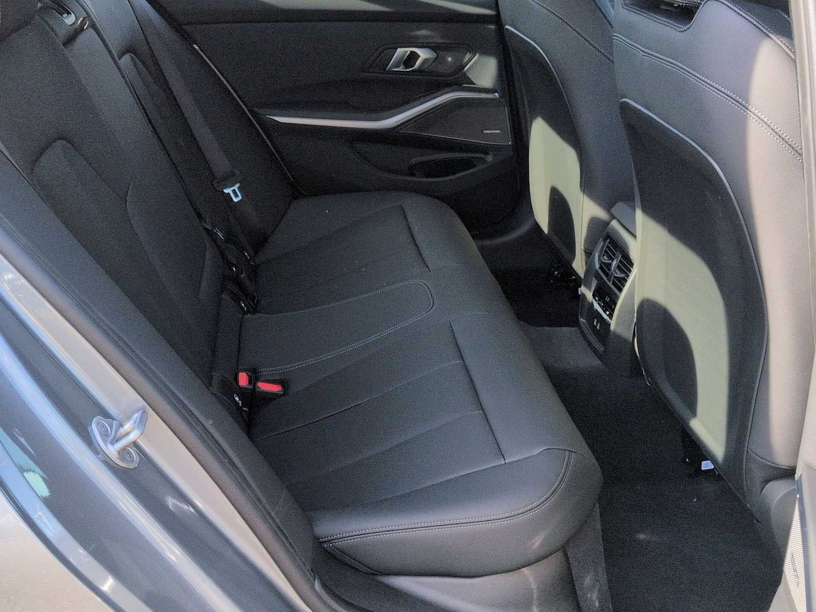 2026 BMW 330i xDrive 330i xDrive