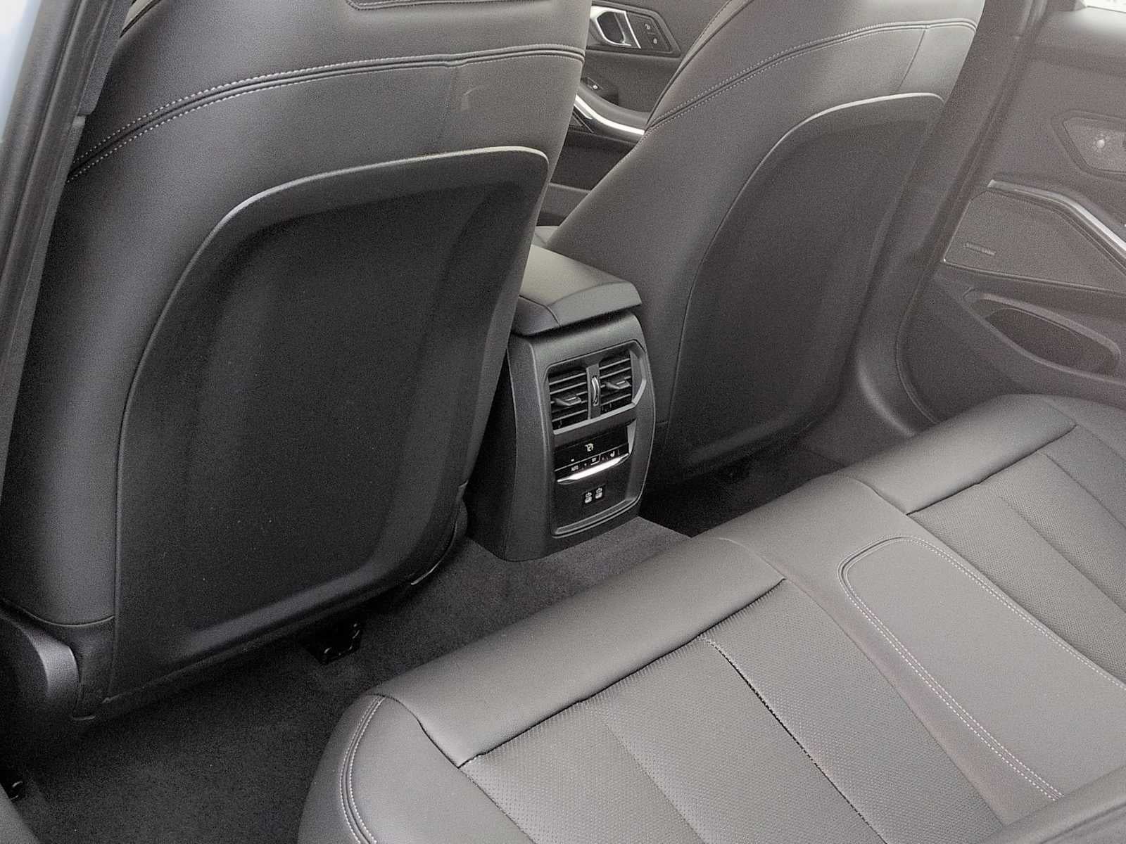 2026 BMW 330i xDrive 330i xDrive