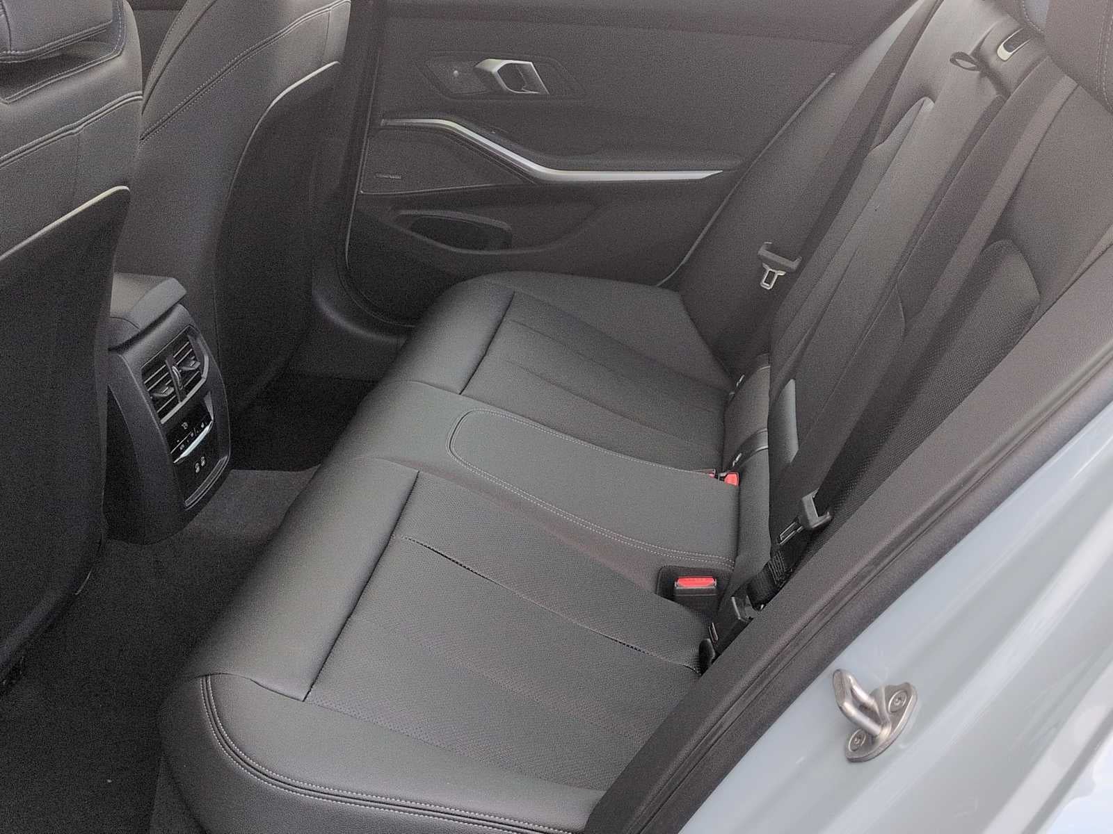 2026 BMW 330i xDrive 330i xDrive