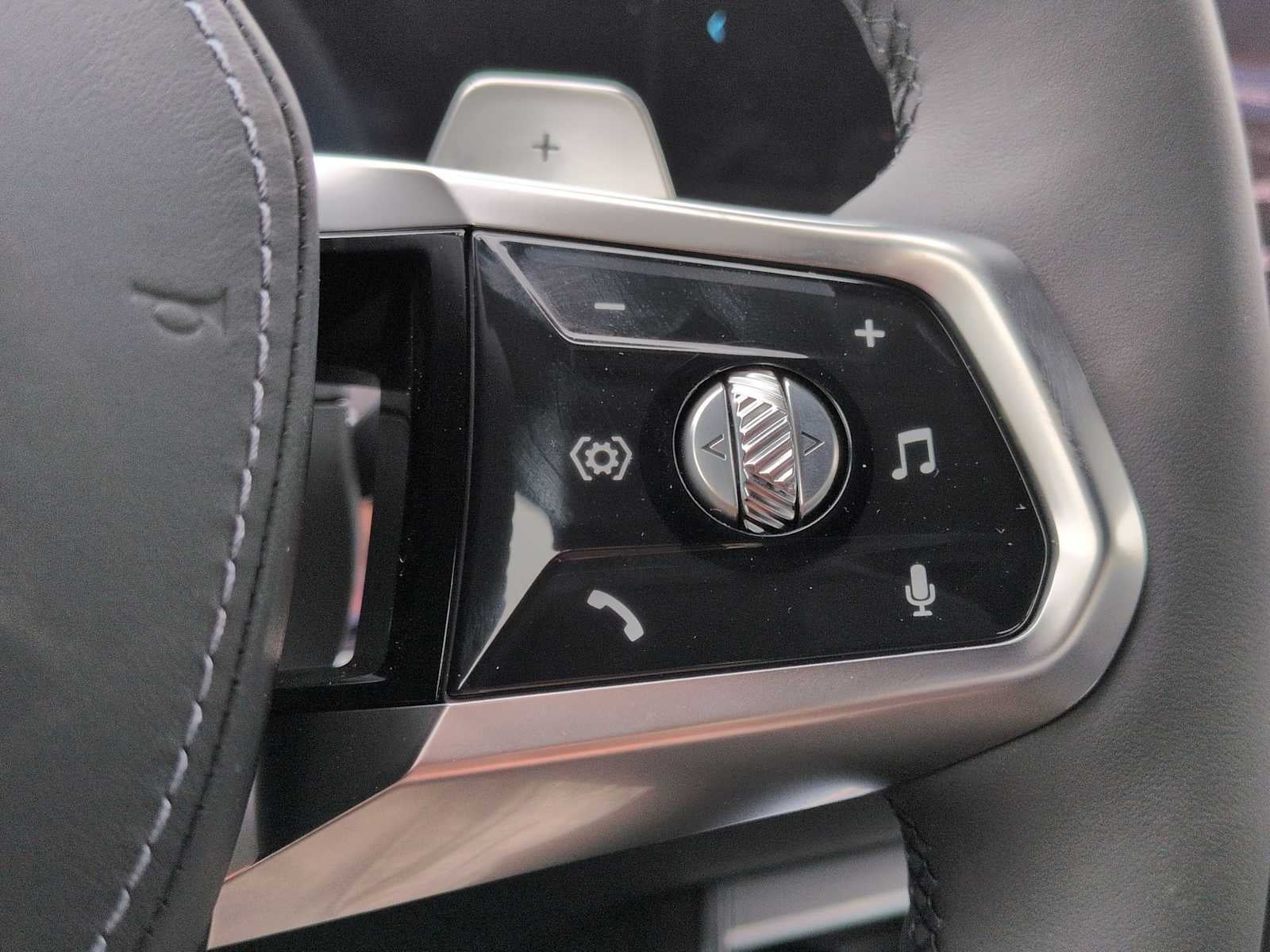 2026 BMW 740i 740i xDrive