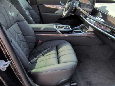 2026 BMW 7 Series 760i xDrive