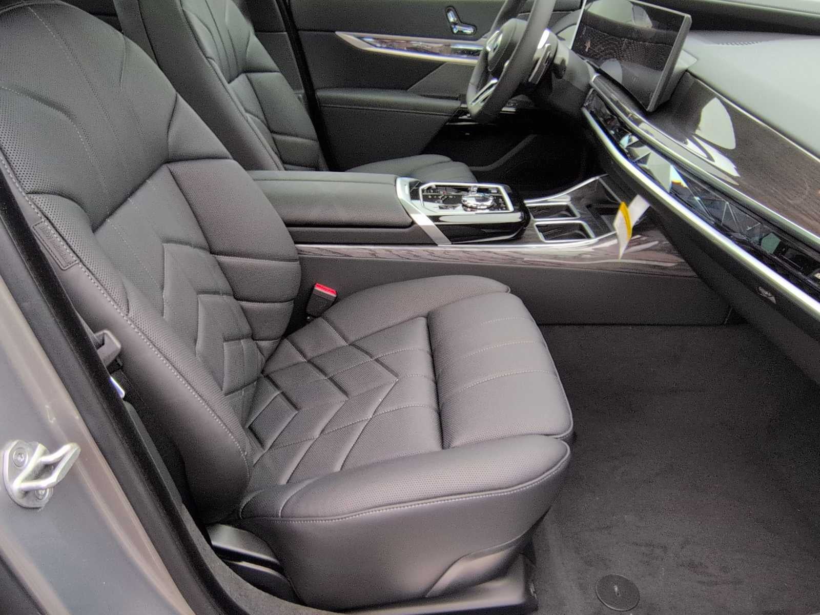 2026 BMW 760i 760i xDrive